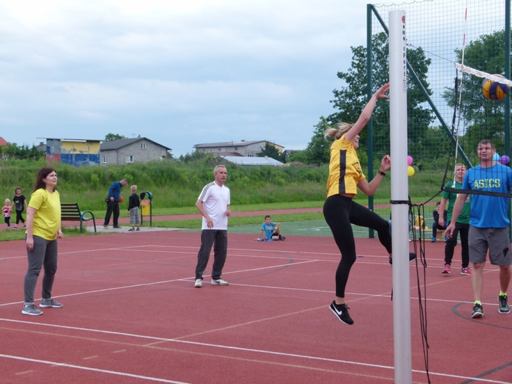 Piknik rodzinny w SP1 w Głownie