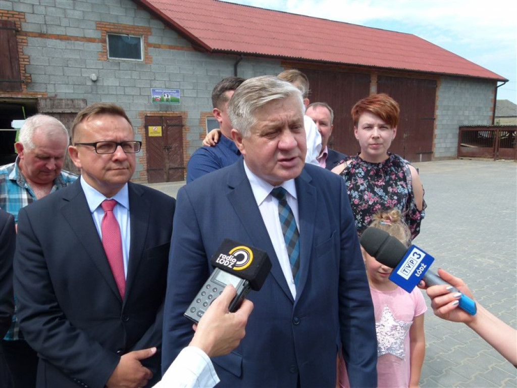 Minister rolnictwa spotkał się z rolnikami w Popowie Głowieńskim