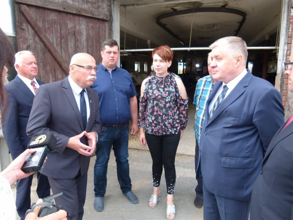 Minister rolnictwa spotkał się z rolnikami w Popowie Głowieńskim