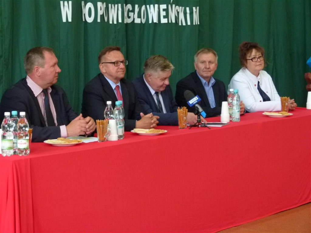 Minister rolnictwa spotkał się z rolnikami w Popowie Głowieńskim