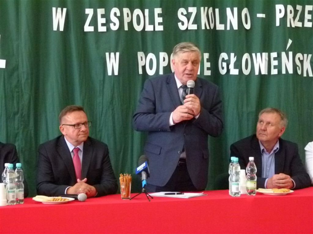 Minister rolnictwa spotkał się z rolnikami w Popowie Głowieńskim