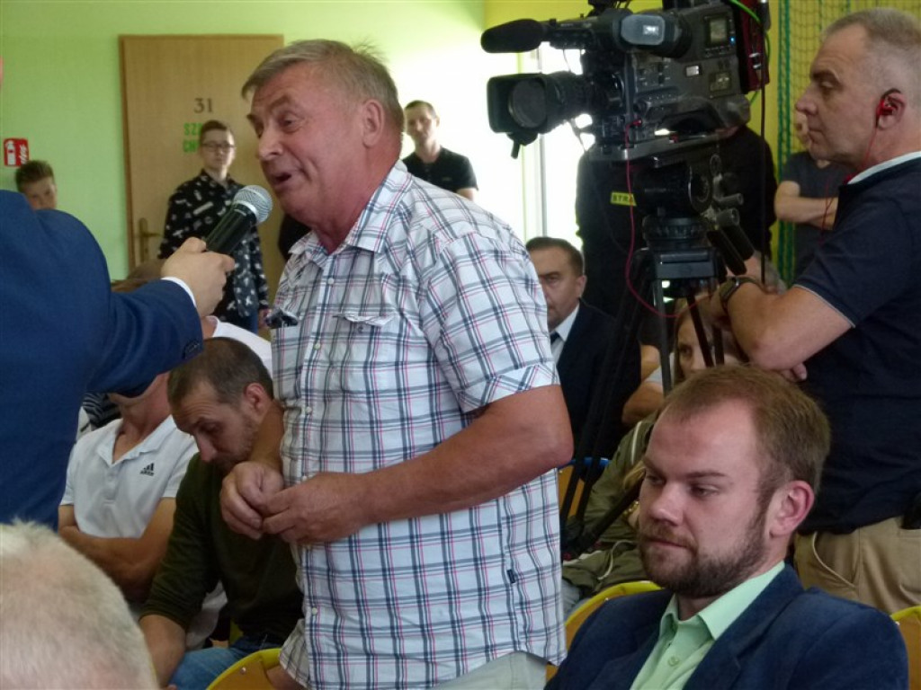 Minister rolnictwa spotkał się z rolnikami w Popowie Głowieńskim