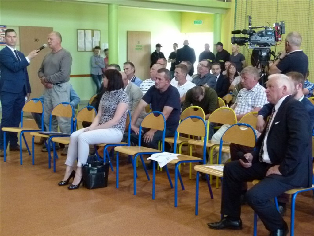 Minister rolnictwa spotkał się z rolnikami w Popowie Głowieńskim