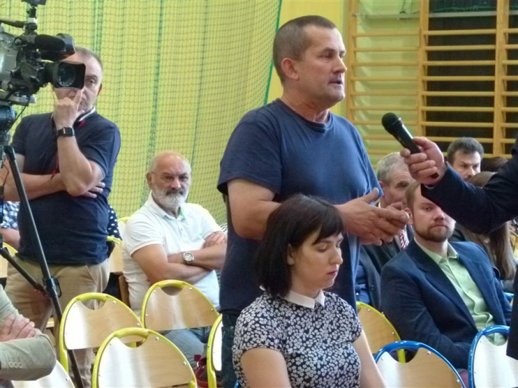 Minister rolnictwa spotkał się z rolnikami w Popowie Głowieńskim