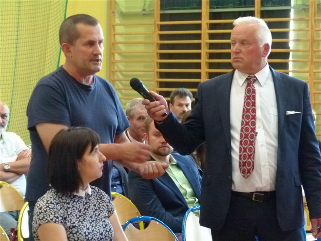 Minister rolnictwa spotkał się z rolnikami w Popowie Głowieńskim