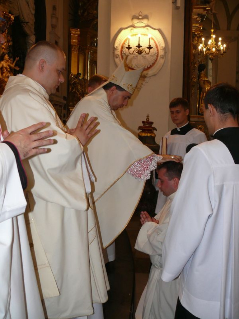 Biskup Osial wyświęcił diakona