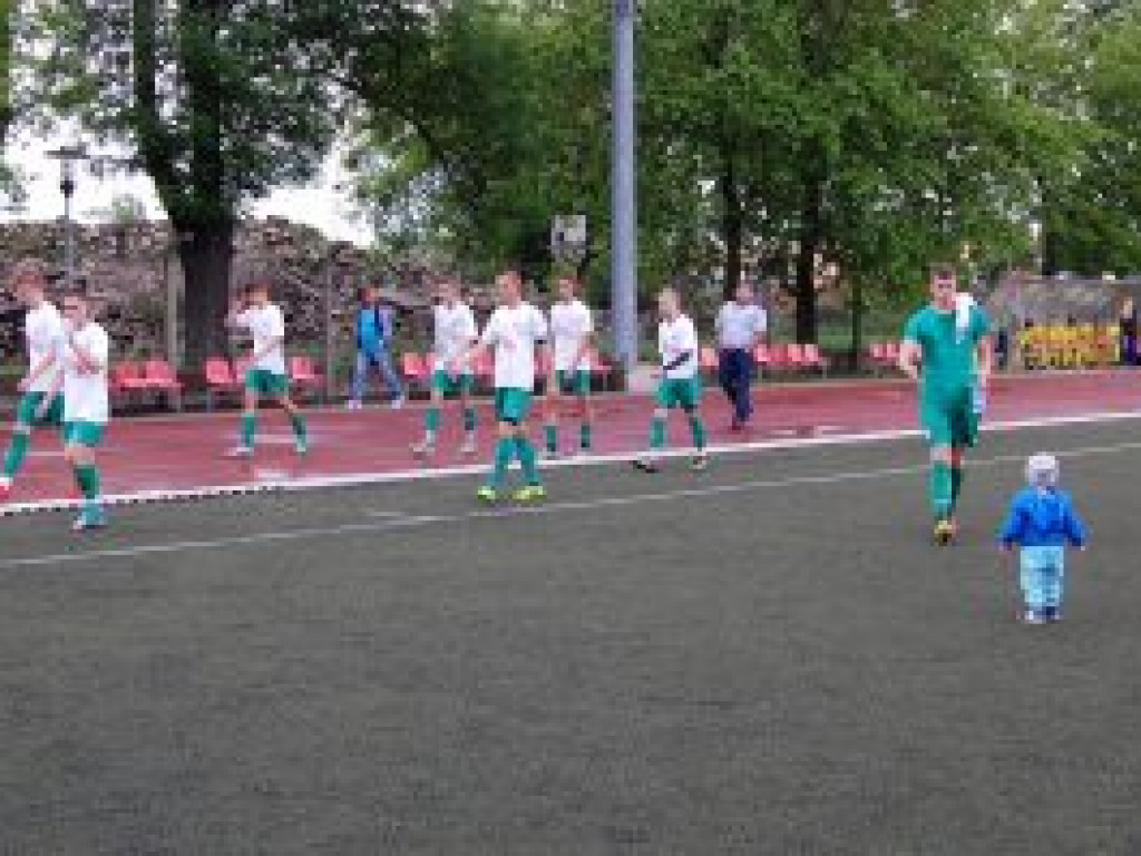 Smutny koniec meczu Pelikana-2001 z Radomskiem