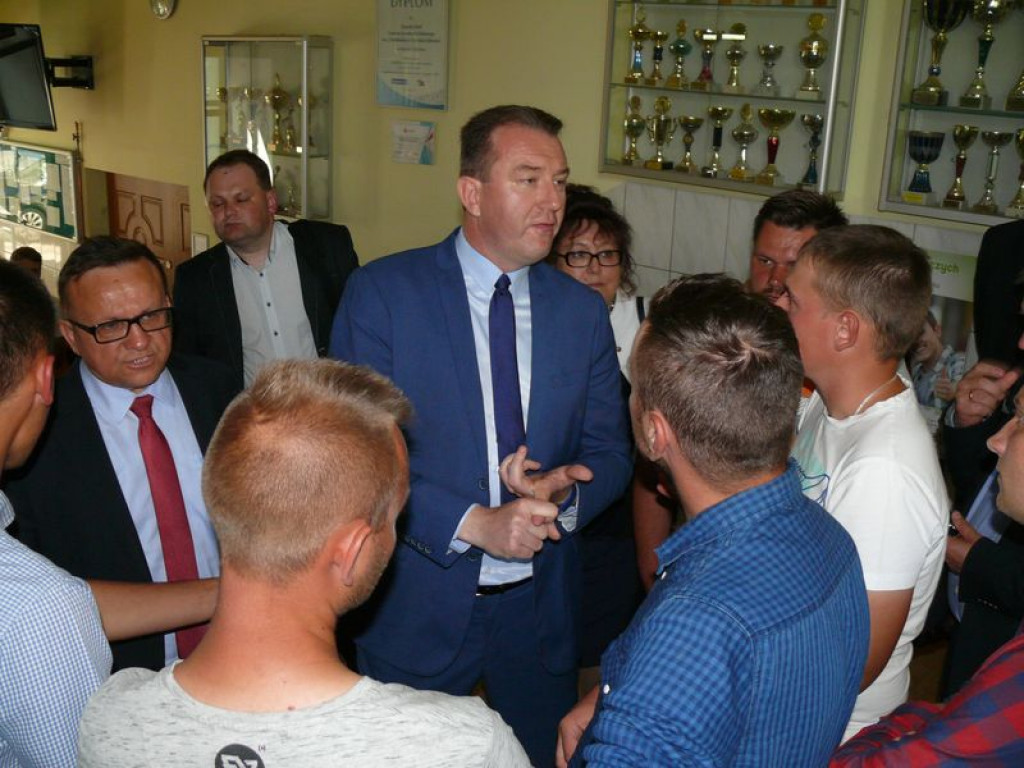 Z niemieckimi ziemniakami do ministra PiS