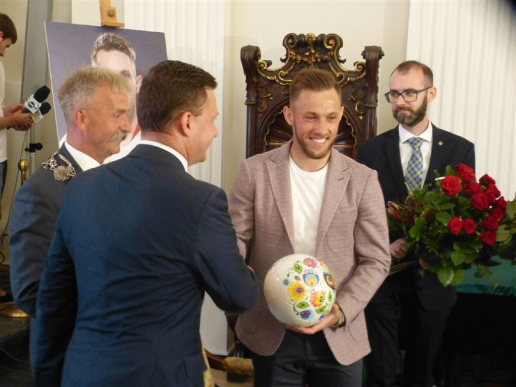 Maciej Rybus odebrał tytuł Honorowego Obywatela Łowicza