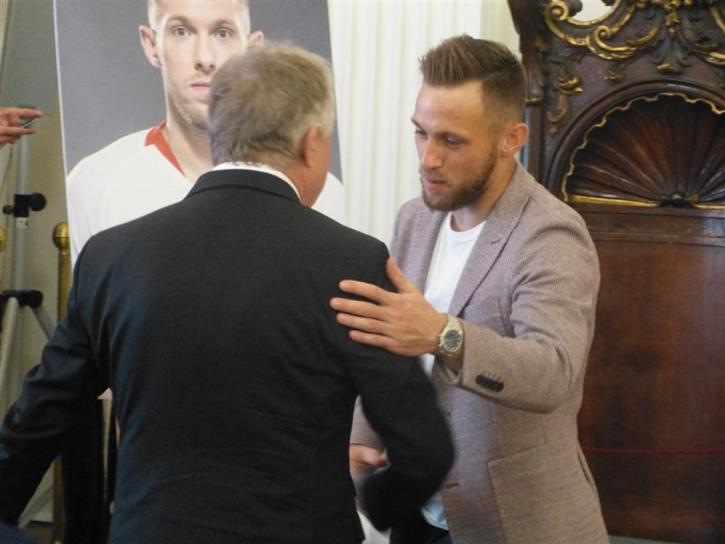 Maciej Rybus odebrał tytuł Honorowego Obywatela Łowicza