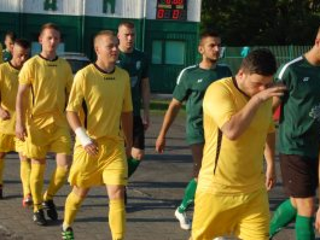 Pelikan II rzutem na taśmę zremisował z Paradyżem