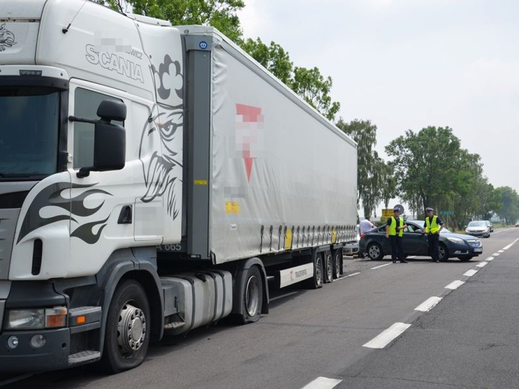 Policyjna obława za TIR-em. Padły strzały!