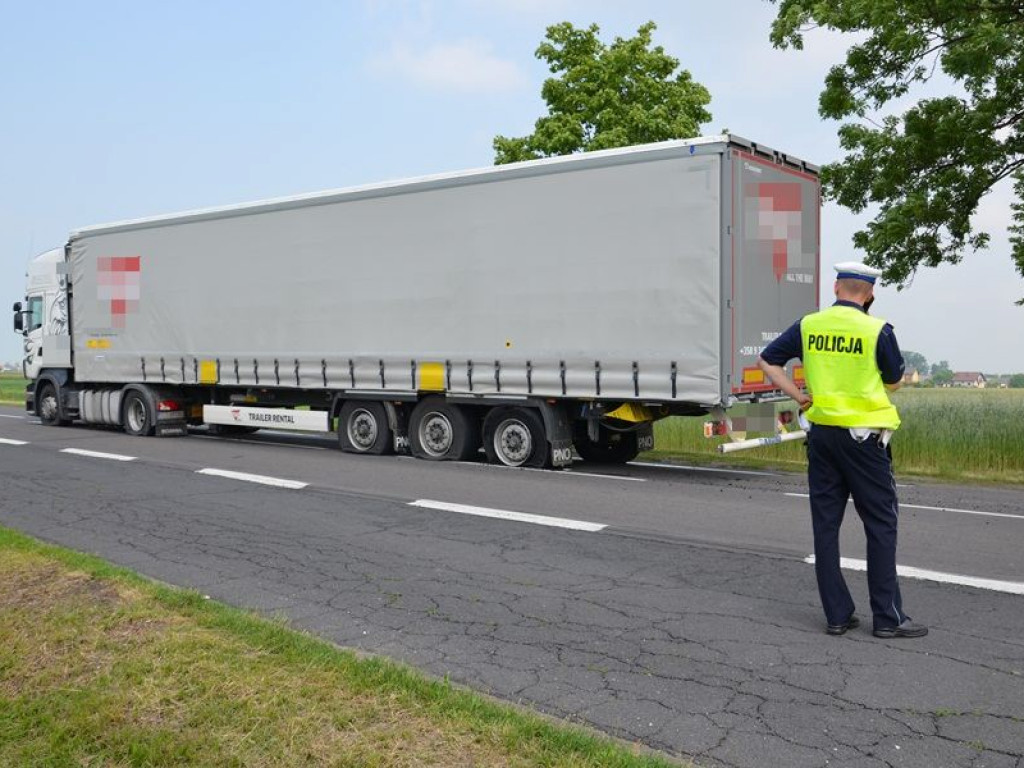 Policyjna obława za TIR-em. Padły strzały!