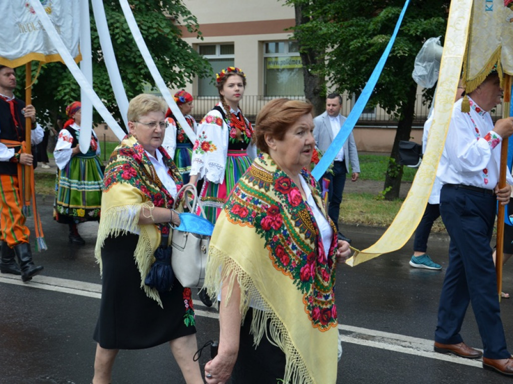 Procesja eucharystyczna przeszła ulicami Łowicza