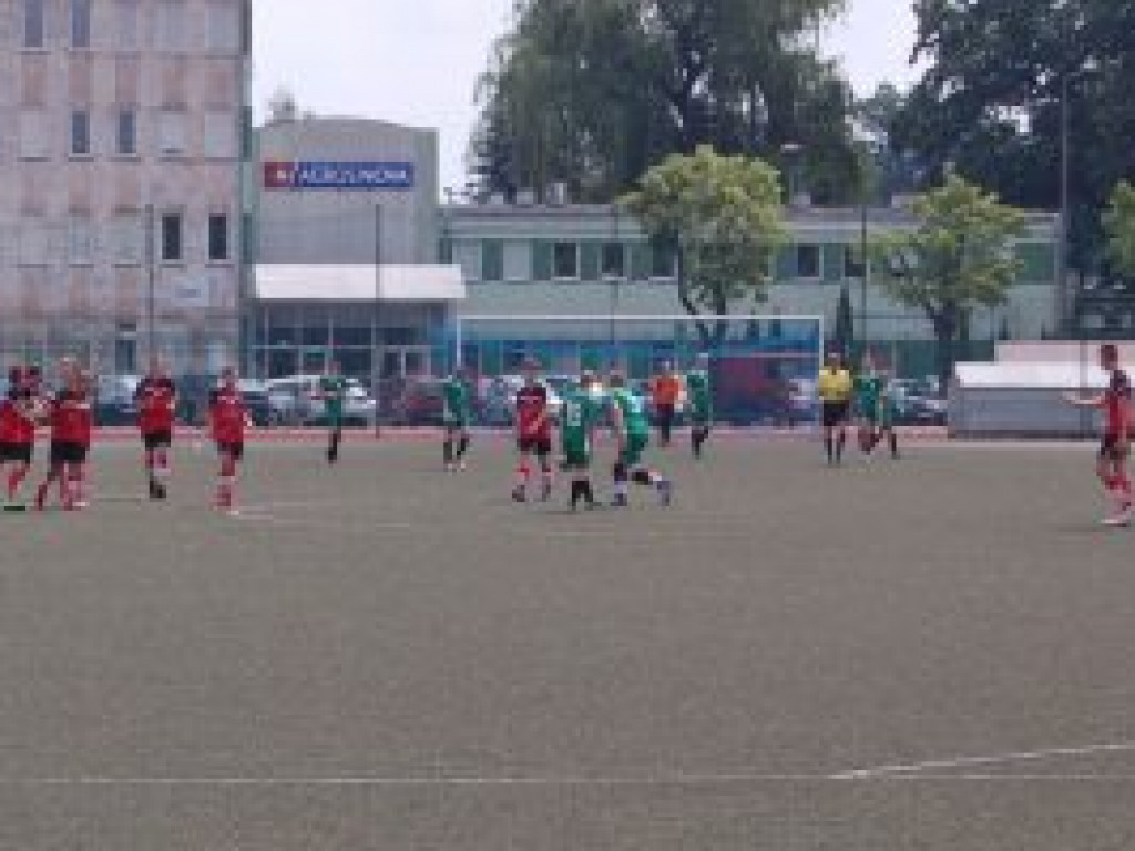 Zwycięski finał walki Pelikana-2004 z Różą Kutno