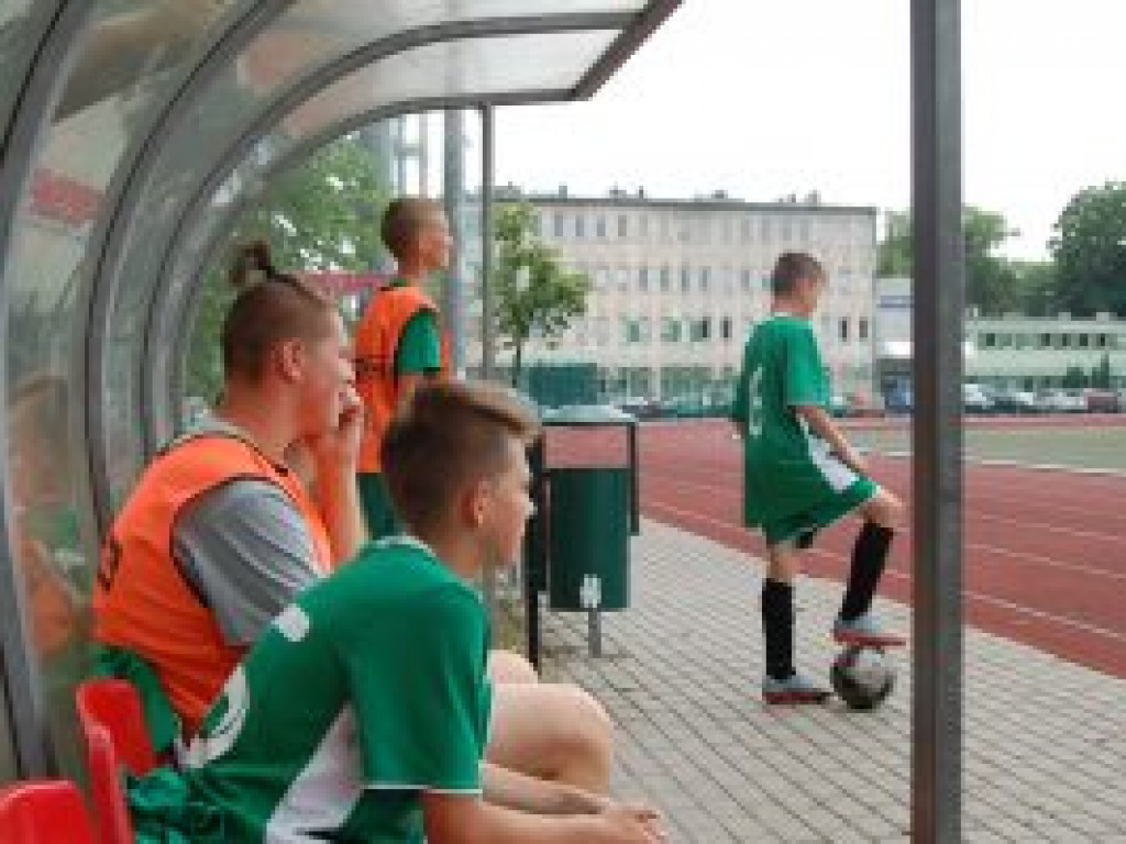Zwycięski finał walki Pelikana-2004 z Różą Kutno