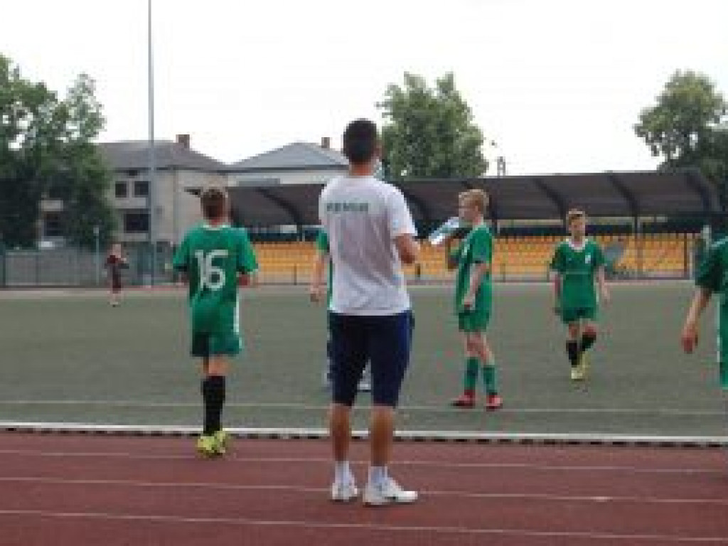 Zwycięski finał walki Pelikana-2004 z Różą Kutno