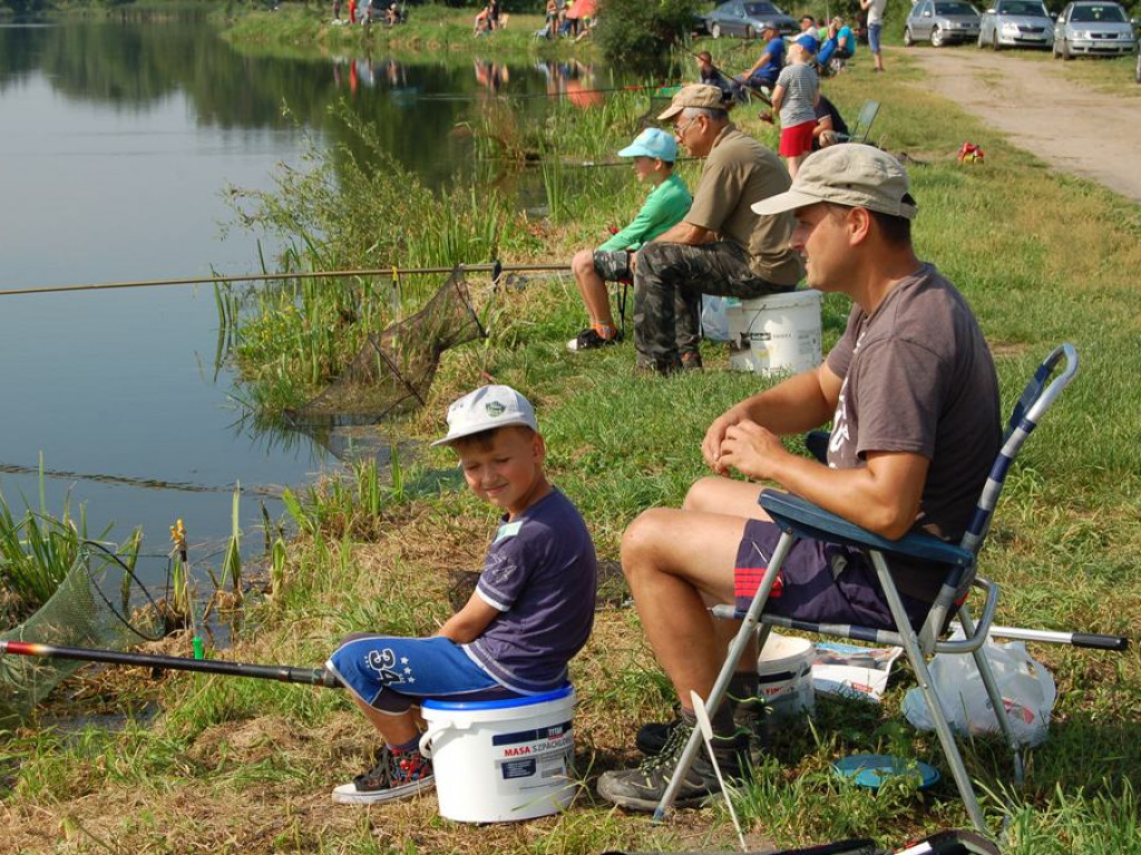 Udany wędkarski Dzień Dziecka nad zalewem