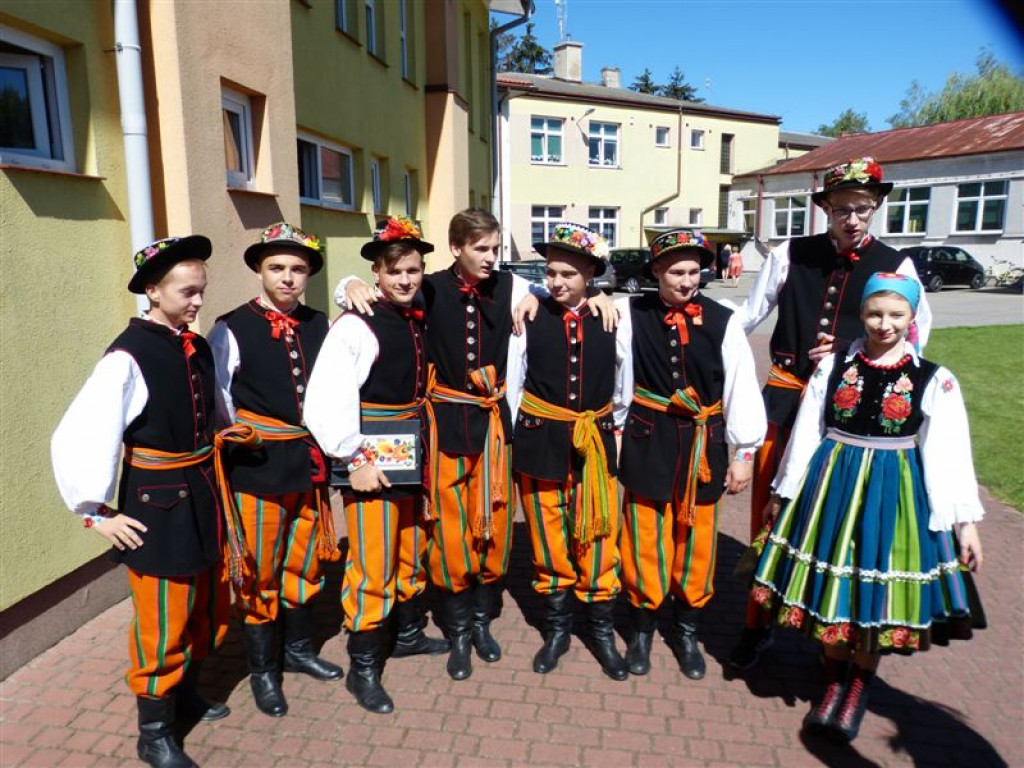 Dzień Ludowy w szkole w Błędowie
