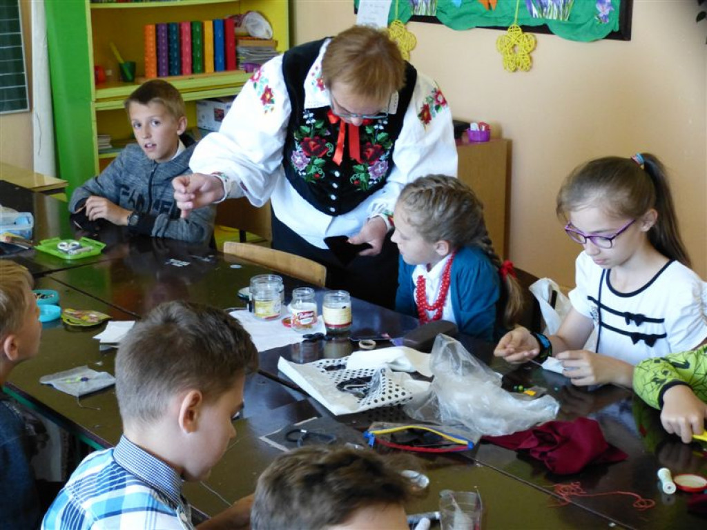 Dzień Ludowy w szkole w Błędowie