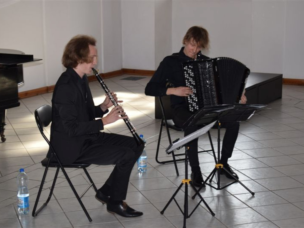 Różne style i gatunki na koncercie Aldo Duo