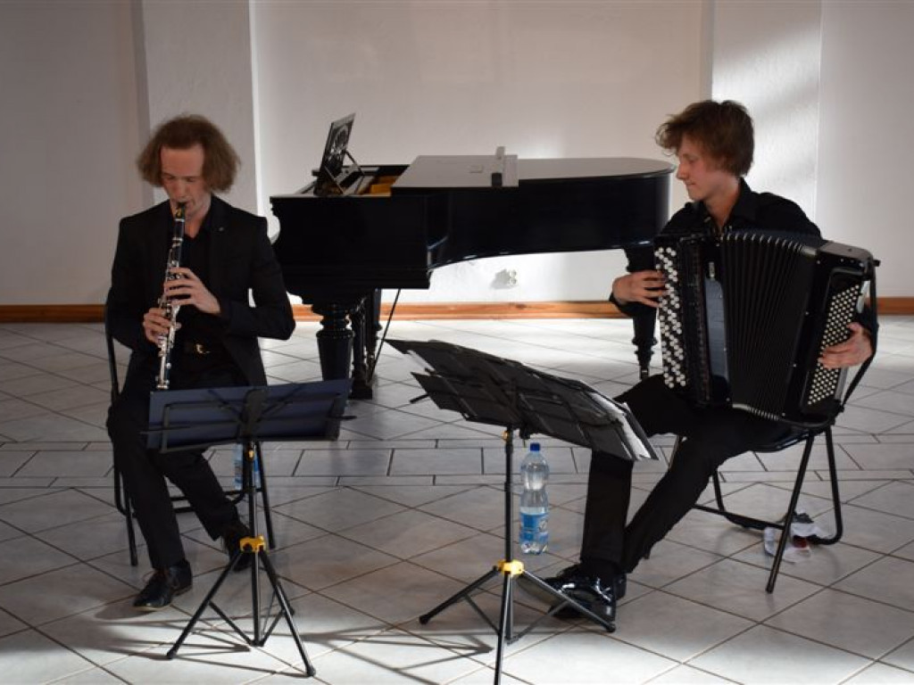 Różne style i gatunki na koncercie Aldo Duo