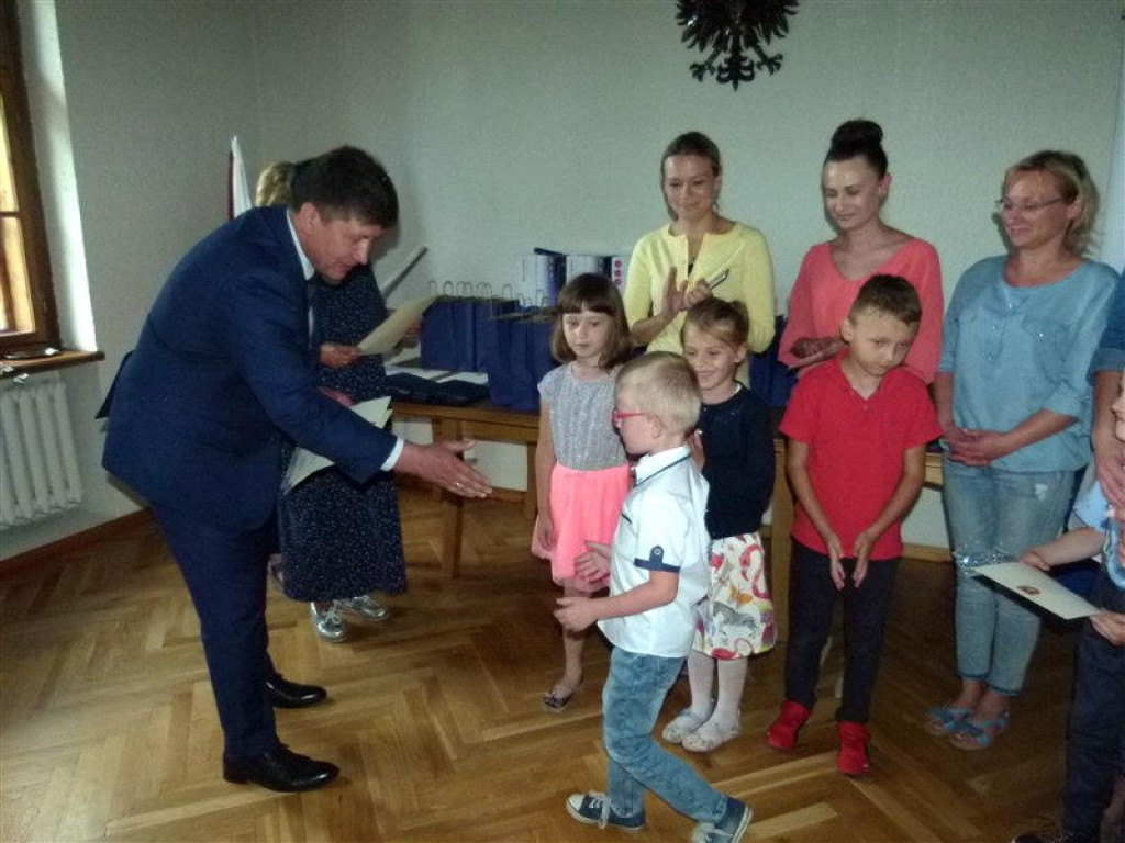 Głowno: rozdano nagrody zespołom redakcyjnym