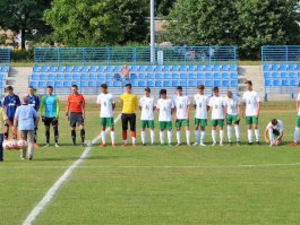 Pela-2002: Na razie tylko remis