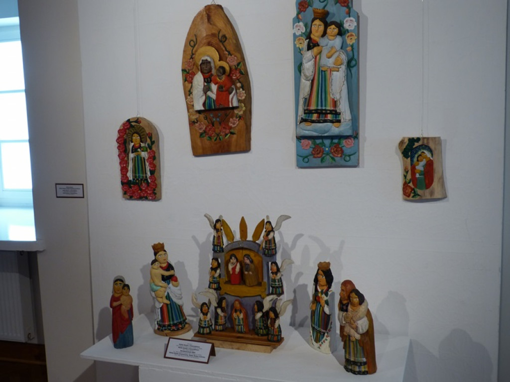 To, co kochał - wystawa rzeźb Adama Głuszka w łowickim muzeum