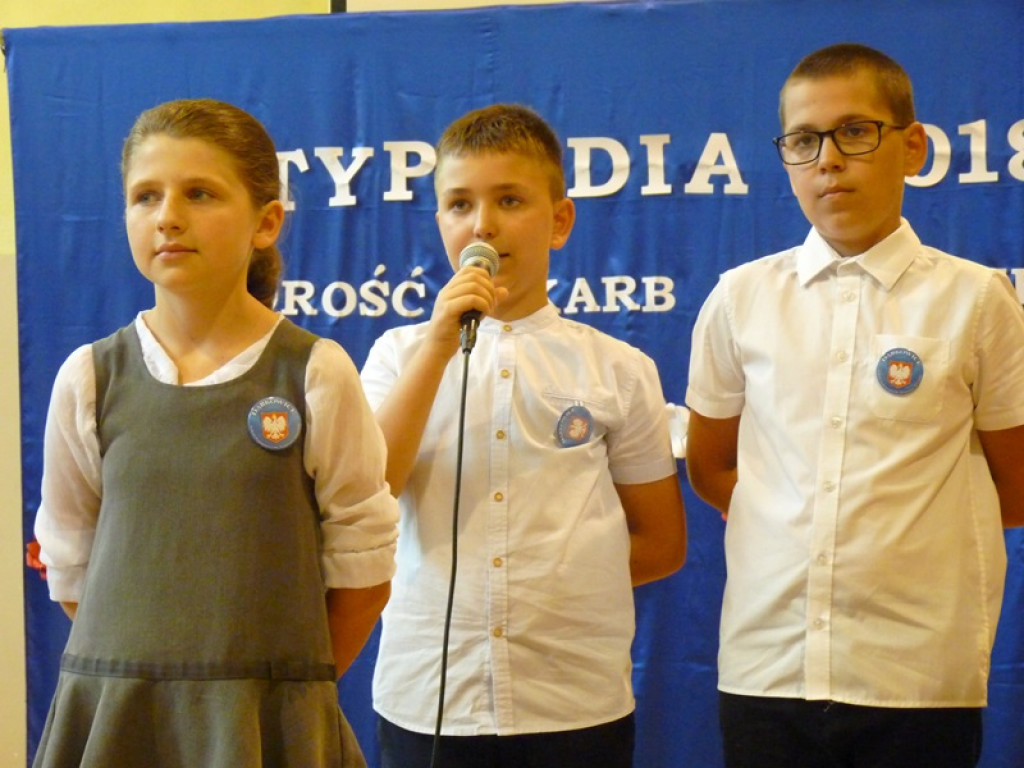 Rozdano stypendia dla uczniów z gminy Łowicz