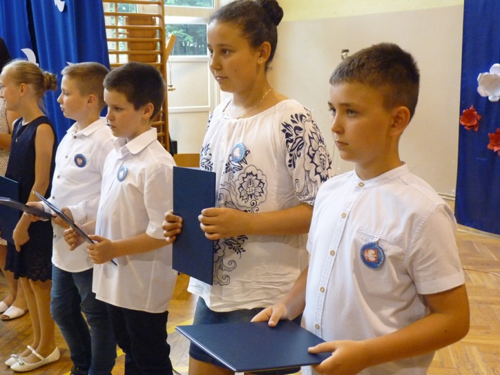 Rozdano stypendia dla uczniów z gminy Łowicz
