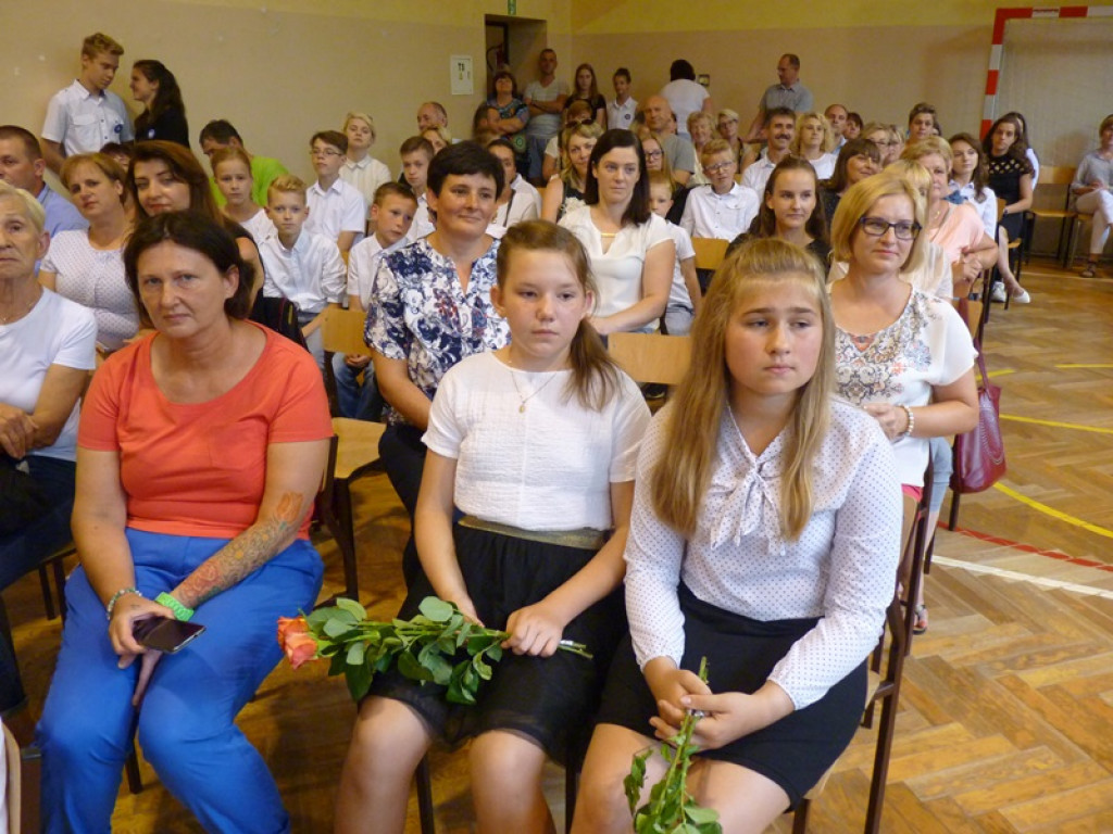 Rozdano stypendia dla uczniów z gminy Łowicz