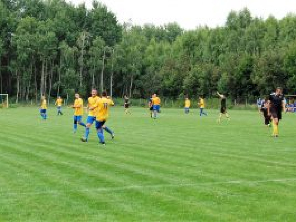Pogoń się cieszy, Dar zaliczył spadek, a Orzeł pożegnał z trenerem
