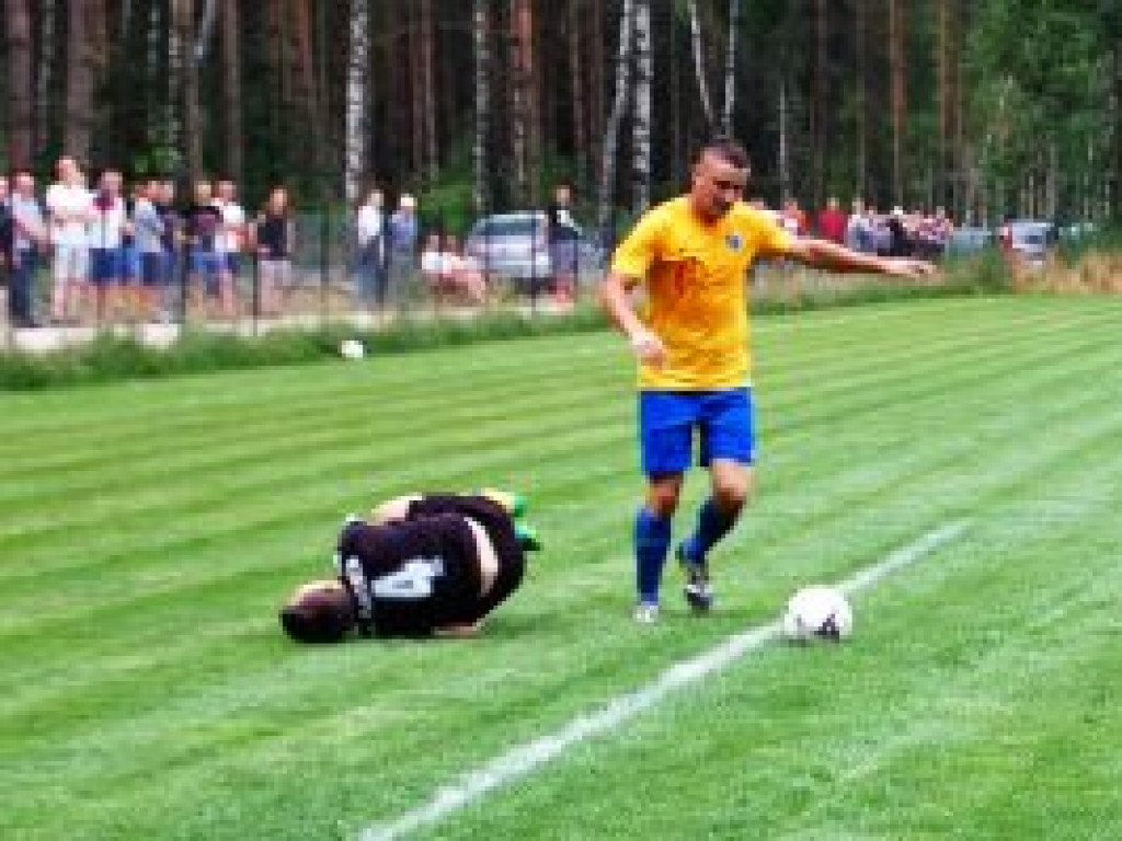 Pogoń się cieszy, Dar zaliczył spadek, a Orzeł pożegnał z trenerem