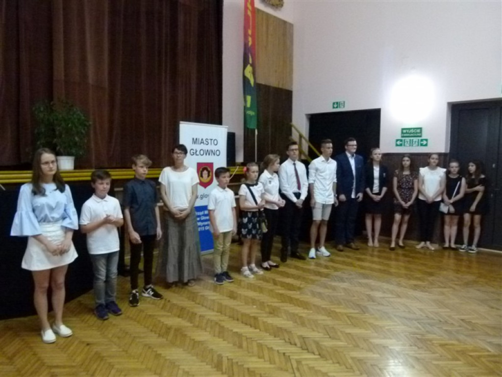 Nagrodzono najlepszych uczniów