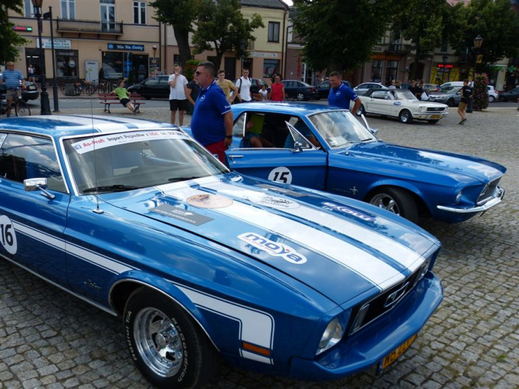 Classic Mustang Rally zatrzymał się w Łowiczu