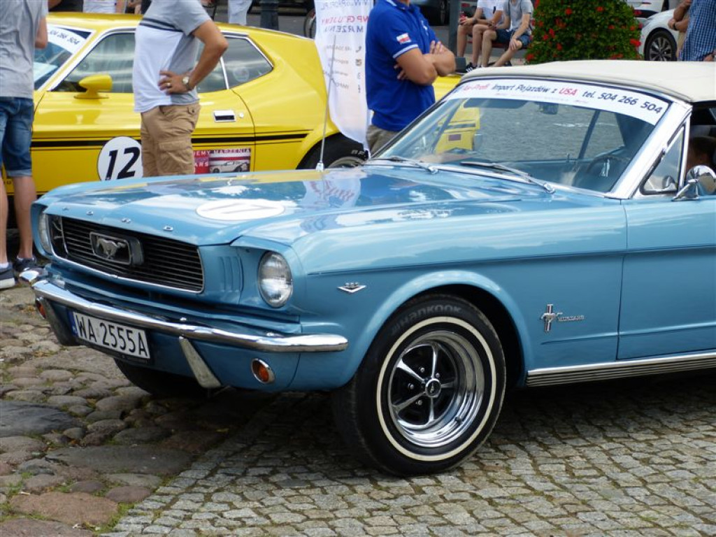 Classic Mustang Rally zatrzymał się w Łowiczu