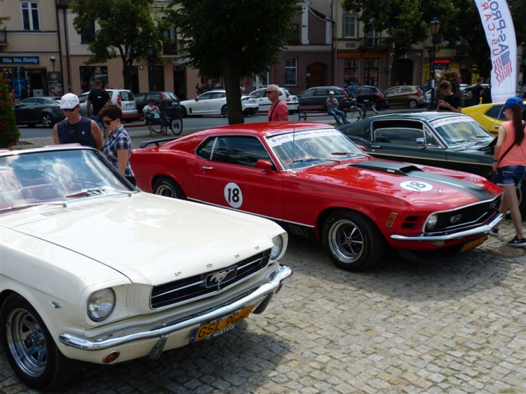 Classic Mustang Rally zatrzymał się w Łowiczu