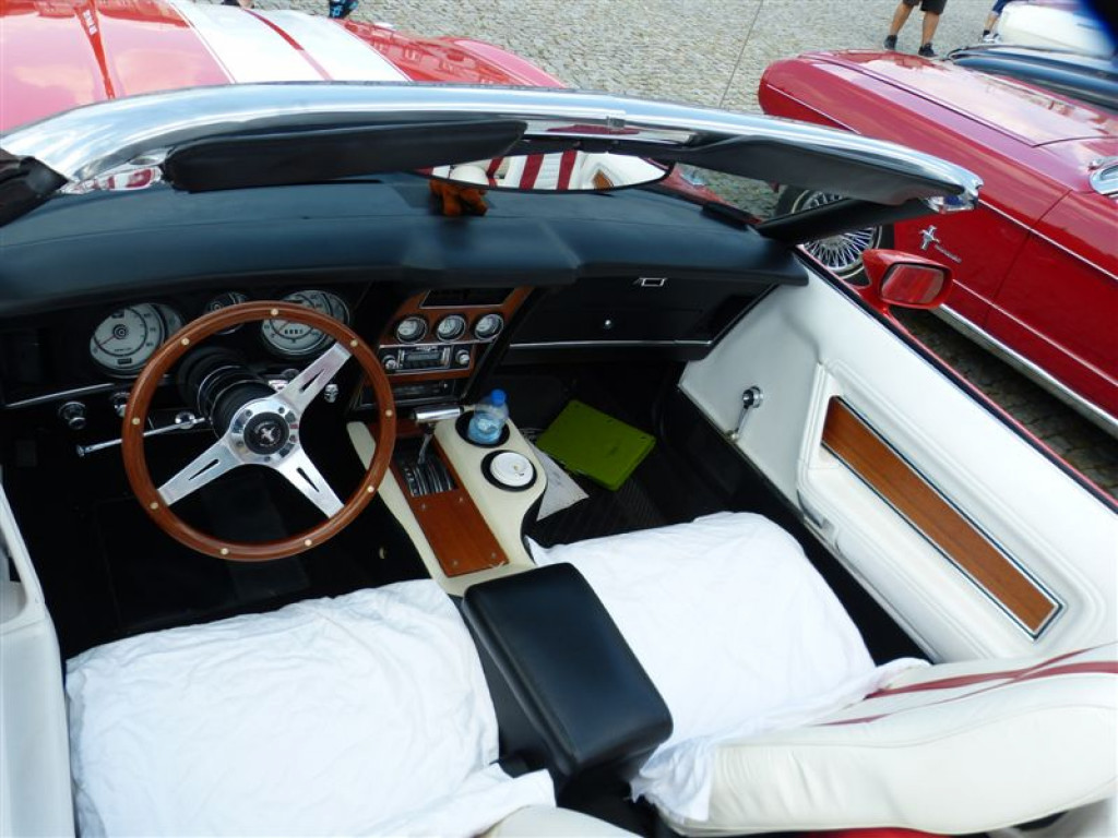 Classic Mustang Rally zatrzymał się w Łowiczu