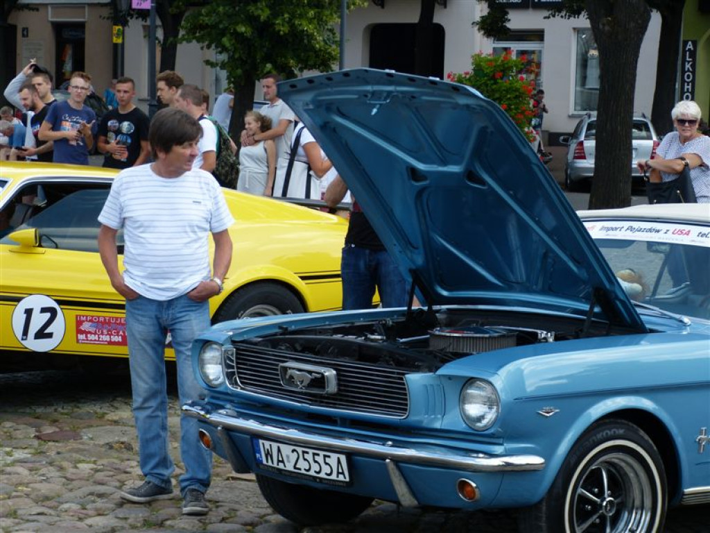 Classic Mustang Rally zatrzymał się w Łowiczu