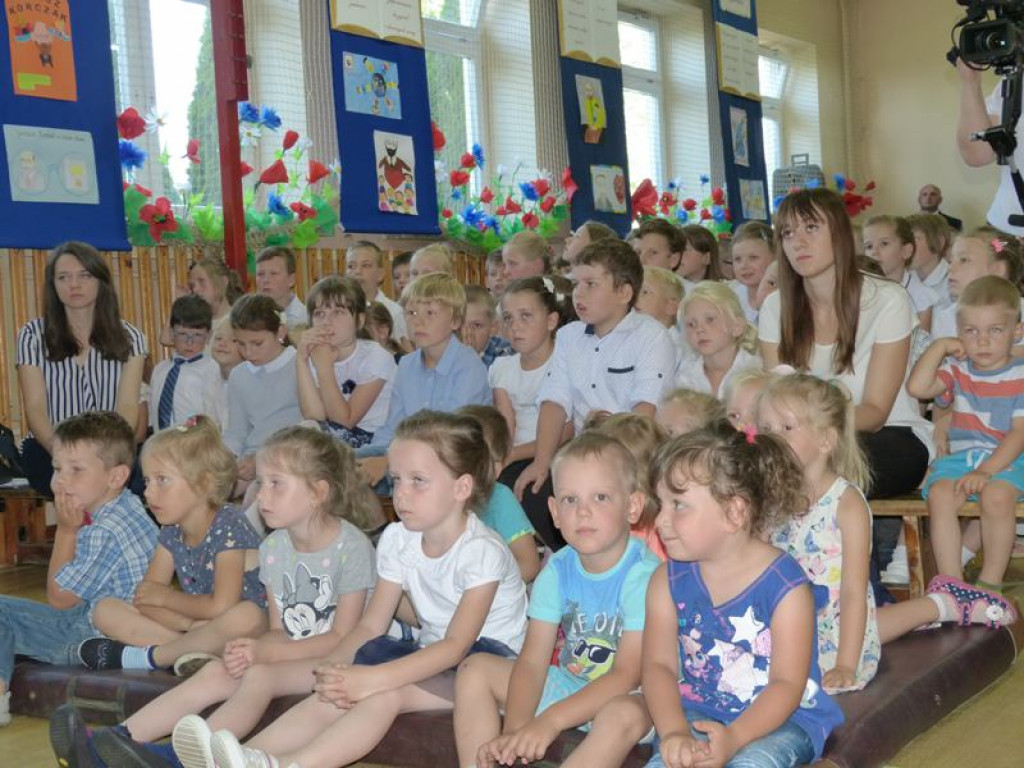 Szkoła Podstawowa w Bąkowie ma już patrona: Janusza Korczaka