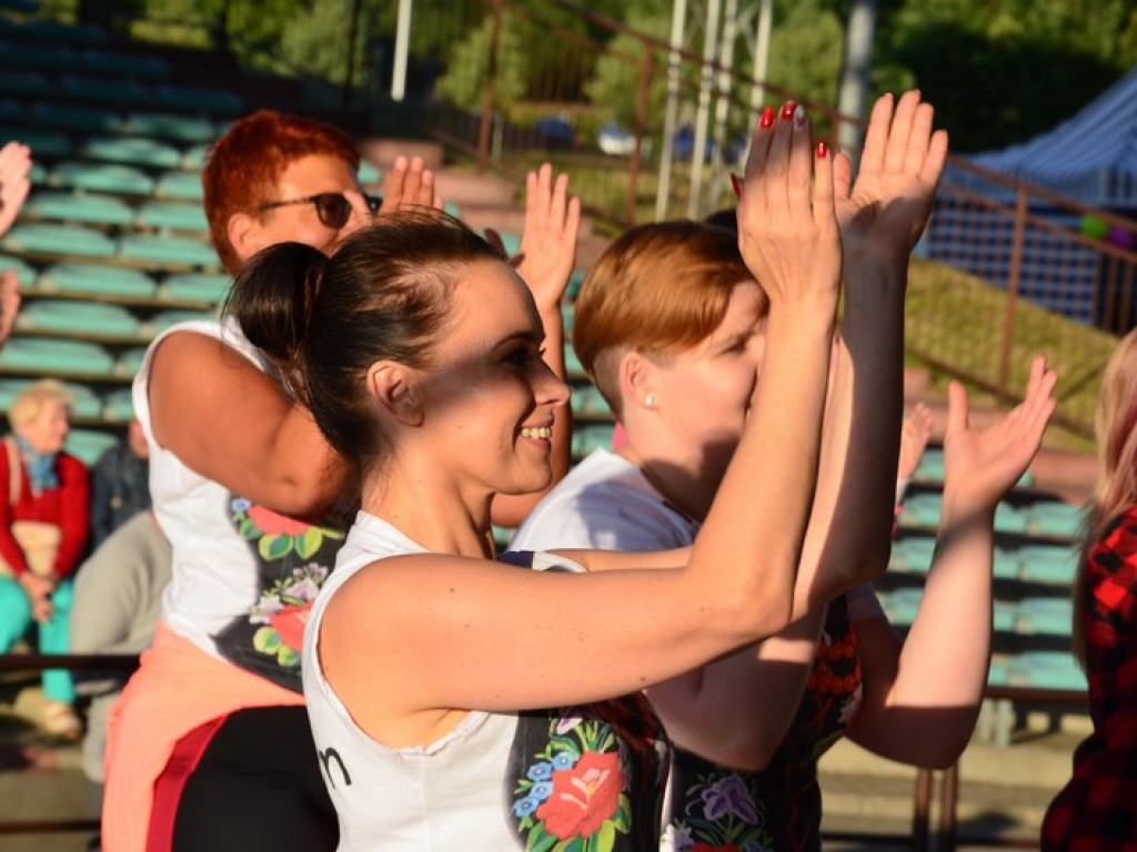 Maraton tanecznego fitnessu na rozpoczęcie lata