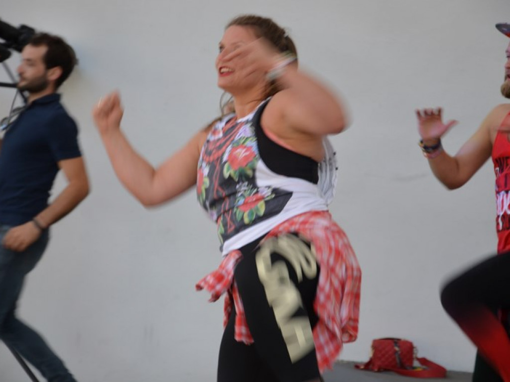 Maraton tanecznego fitnessu na rozpoczęcie lata