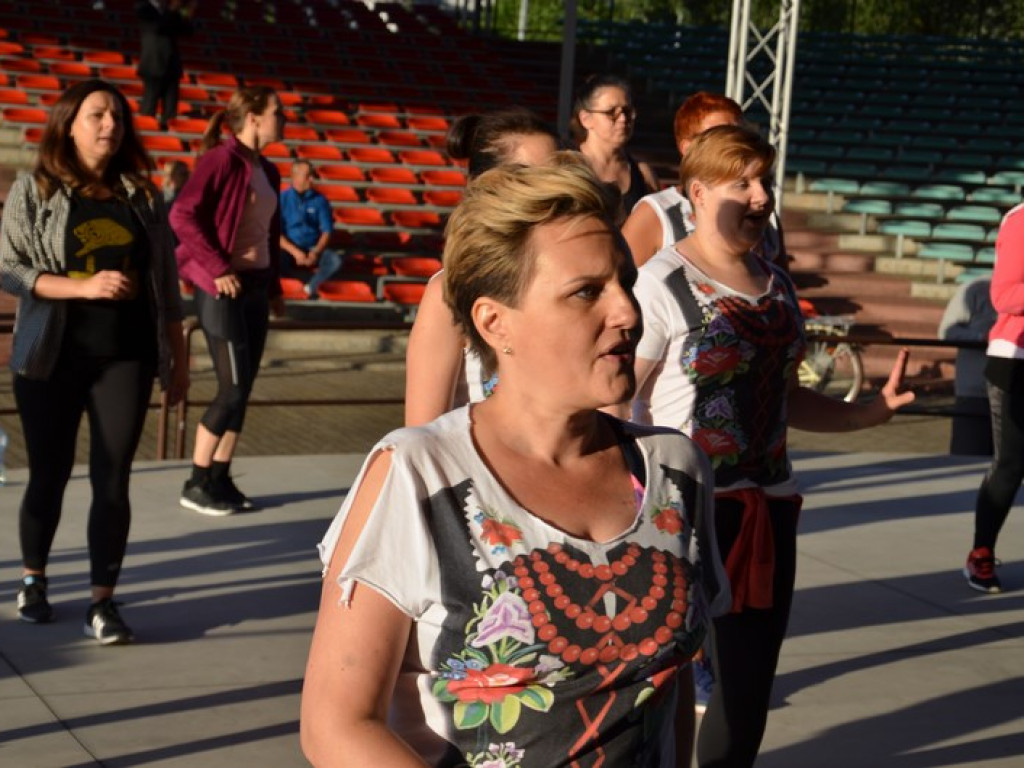 Maraton tanecznego fitnessu na rozpoczęcie lata