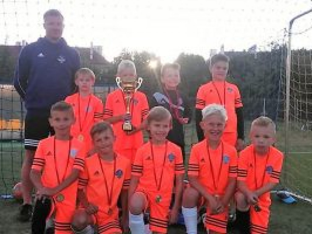 Trzecie miejsce UKS Soccer Kids-2009 Łowicz