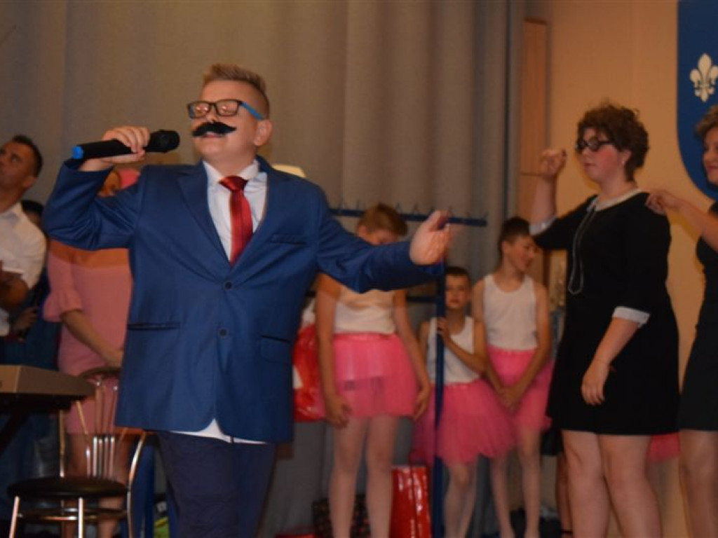 W Łyszkowicach wręczono stypendia
