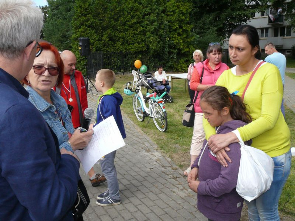 Na os. Starzyńskiego bawiły się dzieci i dorośli