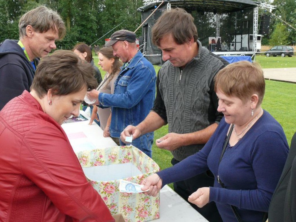 Mieszkańcy gminy Chąśno bawili się na festynie