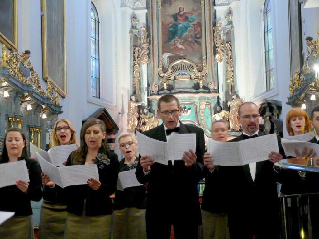 Chór Filharmonii Łódzkiej wystąpił w łowickiej katedrze