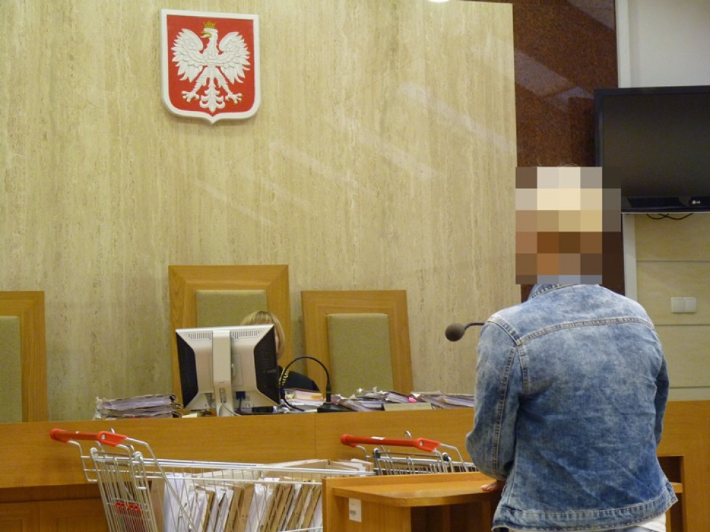 Ruszył proces oszustów bankowych